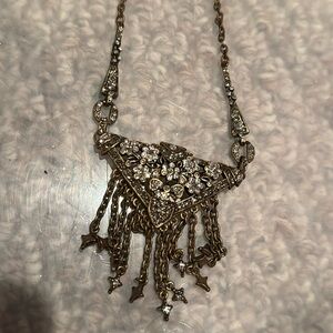 Bronze plunder necklace